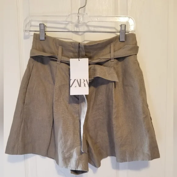 NWT Zara Short Women's Beige Size Small - Picture 1 of 10